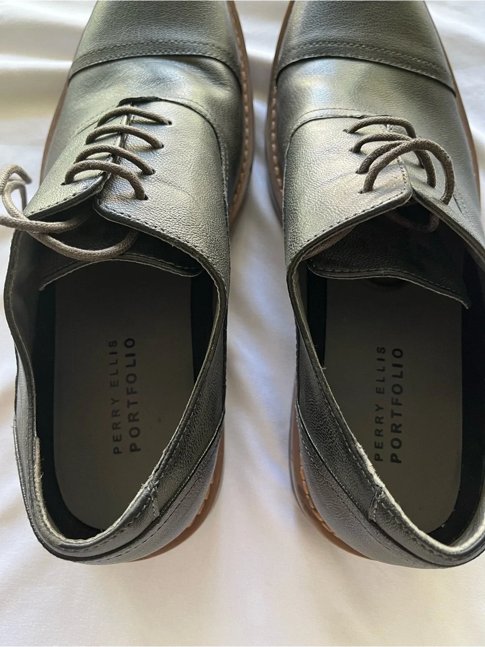 Perry Ellis Classic Men's Dress Oxfords in Grey with Brown Sole